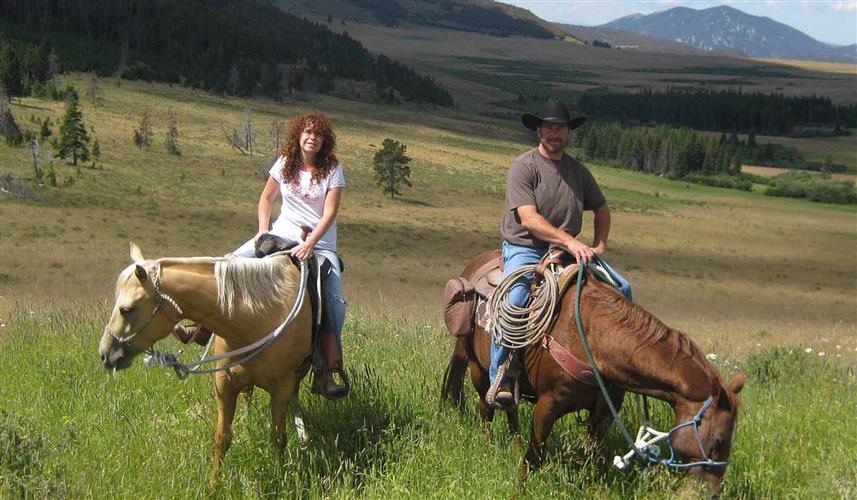 Summer Star Ranch Horseback Rides: 