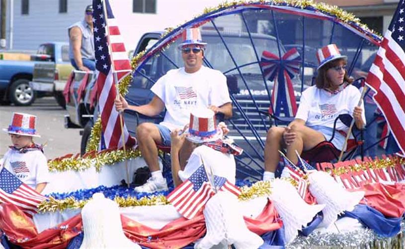 Whitehall Chamber of Commerce: Fourth of July parade