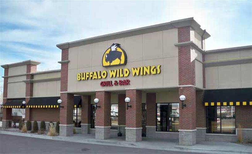 Buffalo Wild Wings: exterior