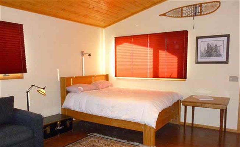 Rein Inn: bedroom