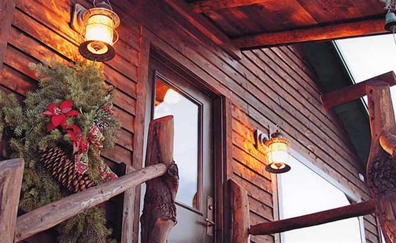 The Montana Lodge: entry