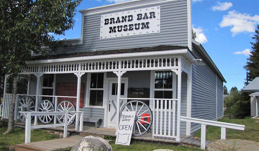 Brand Bar Museum: 