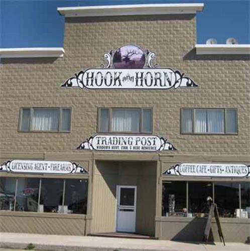 Hook and Horn Trading Post: exterior