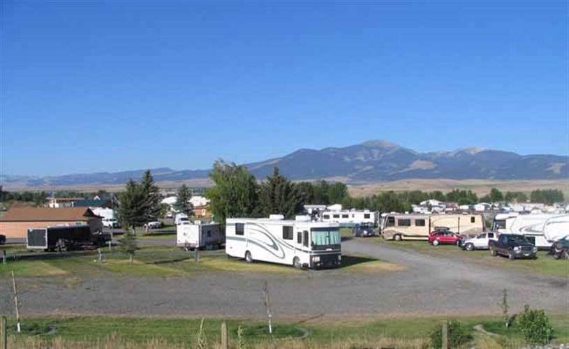 Indian Creek Campground: overview