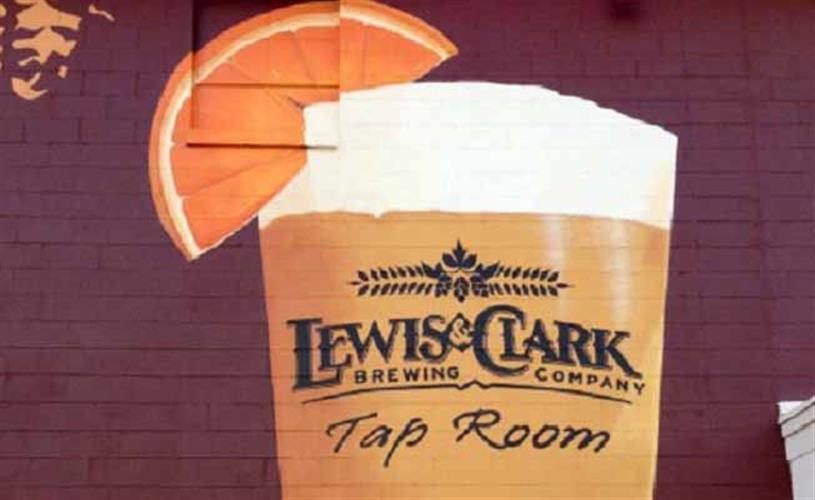 Lewis & Clark Brewing Company: sign