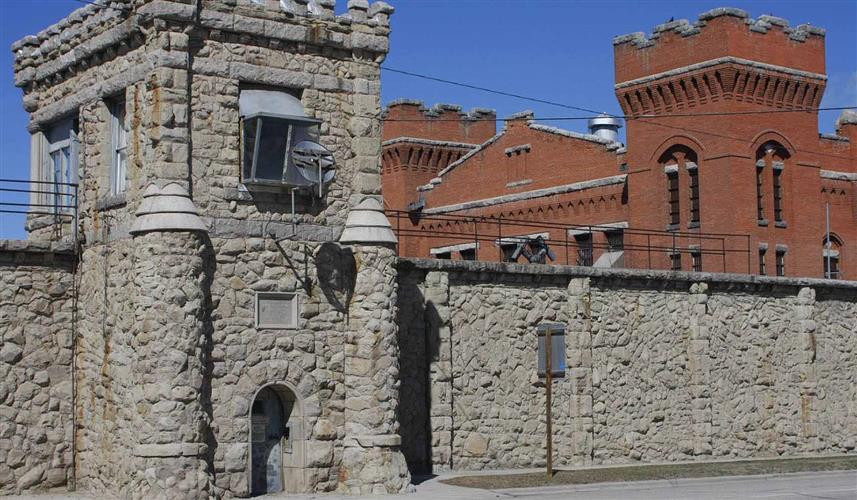 Old Montana Prison: 
