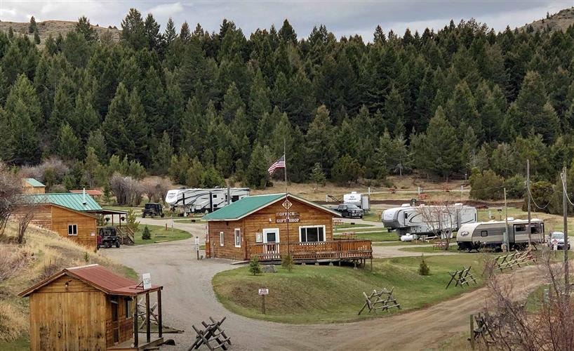 Rambling Moose Campground: 