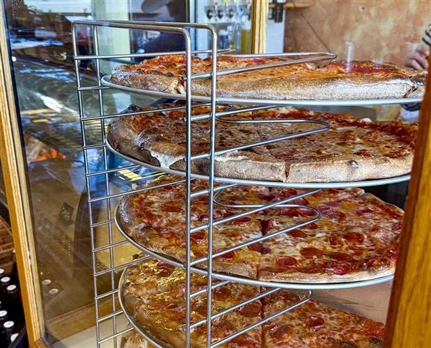 Bob's Place Pizza: 
