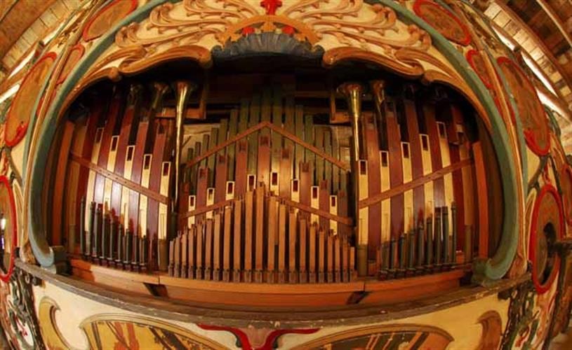 Nevada City's Music Hall: Pipe Organ