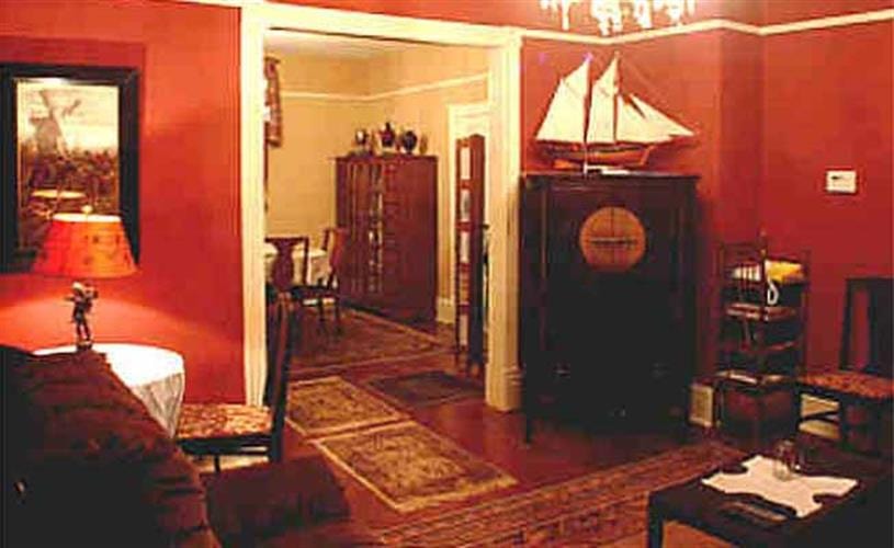 Sleepy Senator Tourist House: livingroom