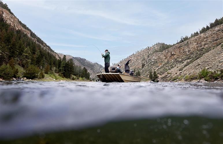 Living Water Guide Service and Outfitting: 