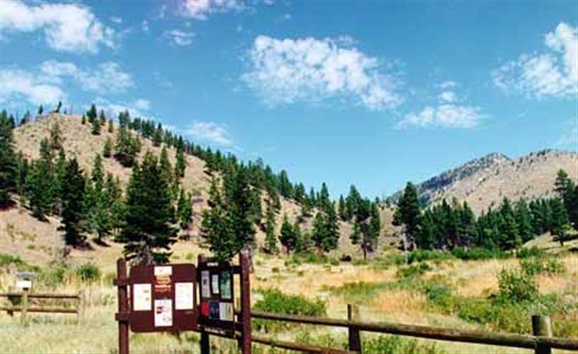 Hunters Gulch Trail: 