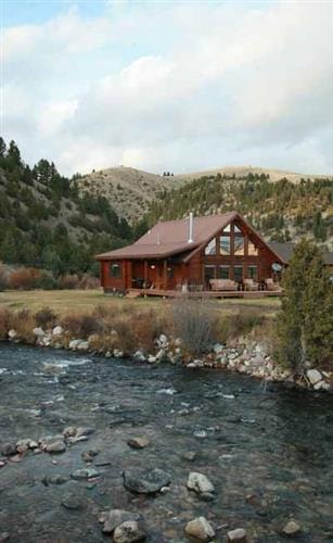 Twisted Fork Ranch: cabin view