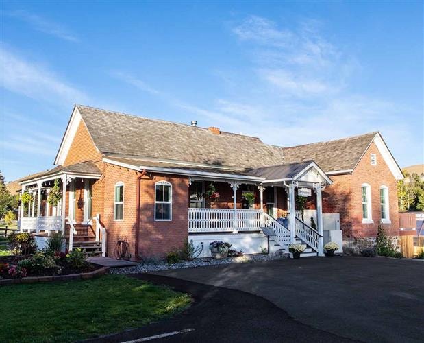 Wassweiler Dinner House & Mercantile: 