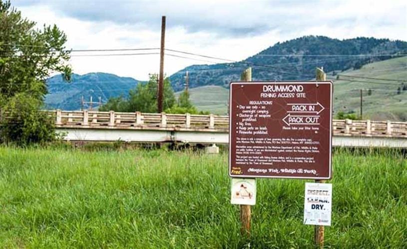 Town of Drummond Campground: fishing access