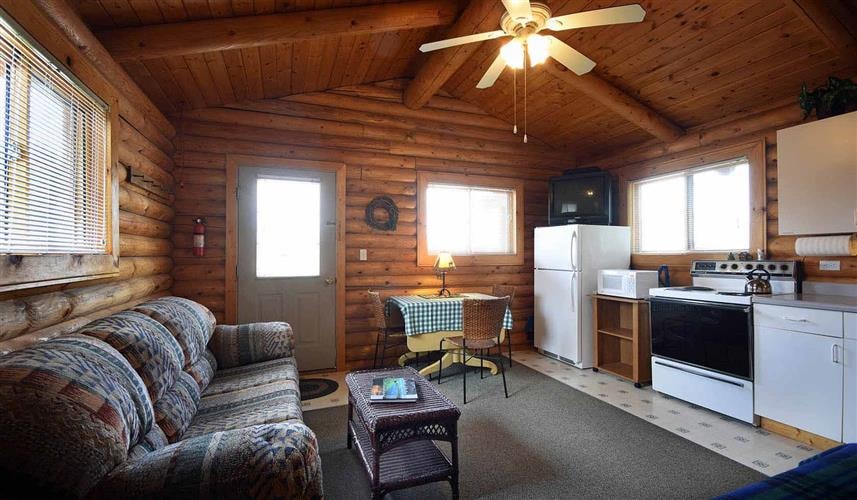 Sportsman Lodge Montana's Finest: 