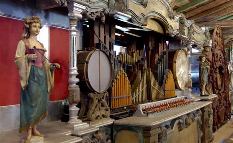 Nevada City's Music Hall: Large Organ