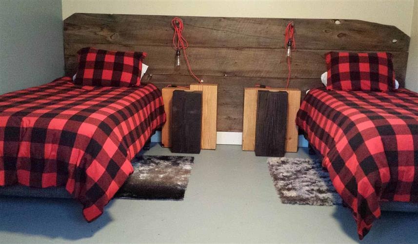 The Mighty Mo Bungalow: 