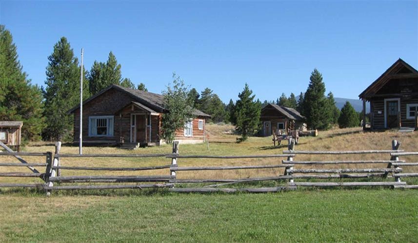 Hi-Country Trading Post: 