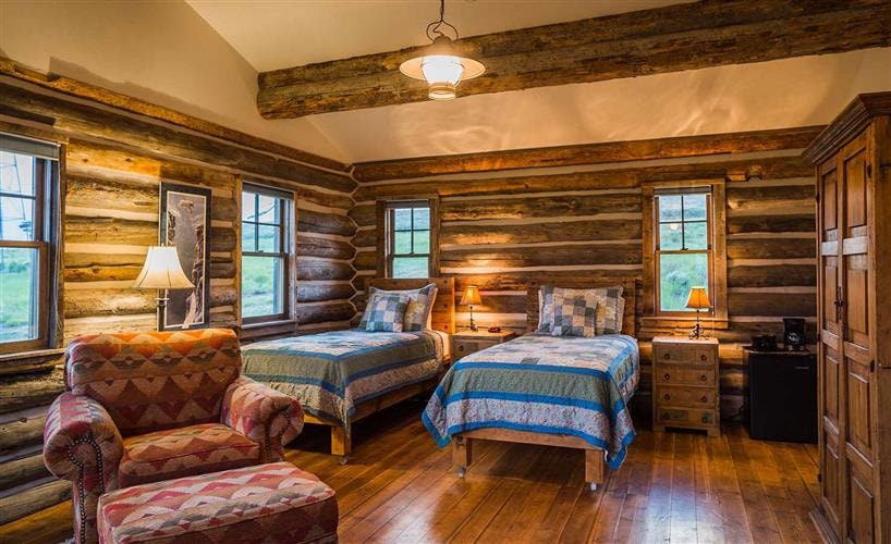 J Bar L Ranch Vacation Rentals: 