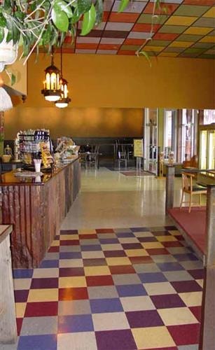 Staggering Ox: Dining area long view