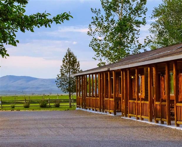 Riverside Motel and RV Park: 