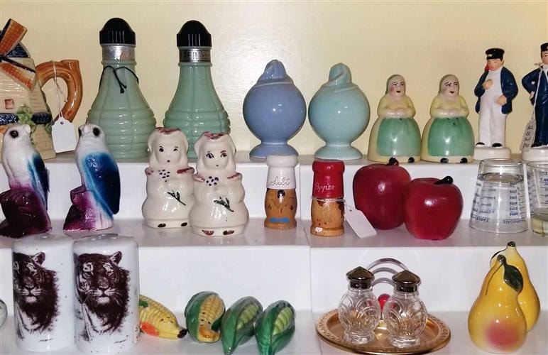 Stuff & Such Antiques: 