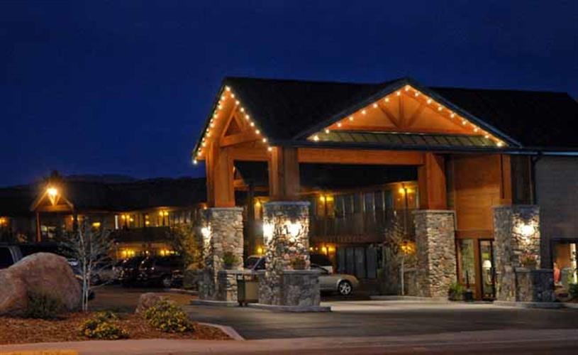 Best Western Paradise Inn: evening