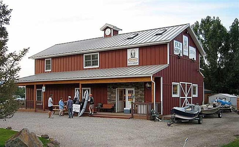 CrossCurrents Fly Shop Lodging: Craig Fly Shop