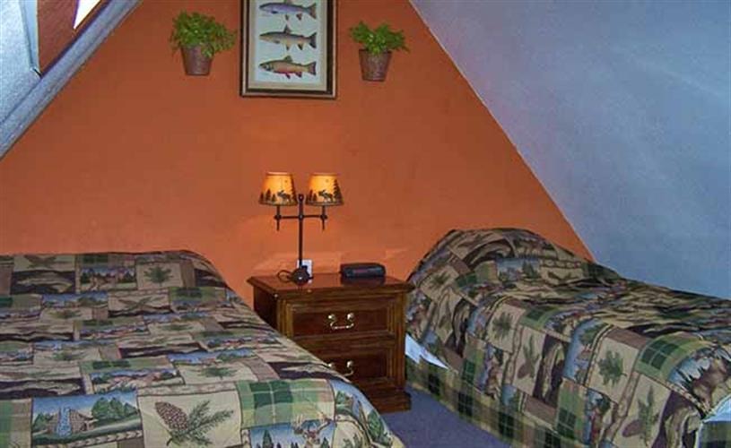 Wolf Creek Angler Lodging & Flyshop: loft