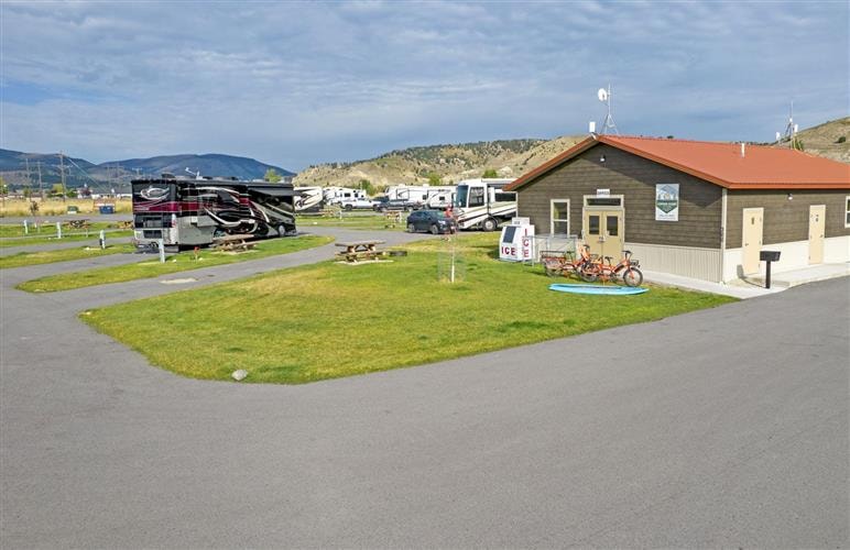 Copper Court RV Park: 