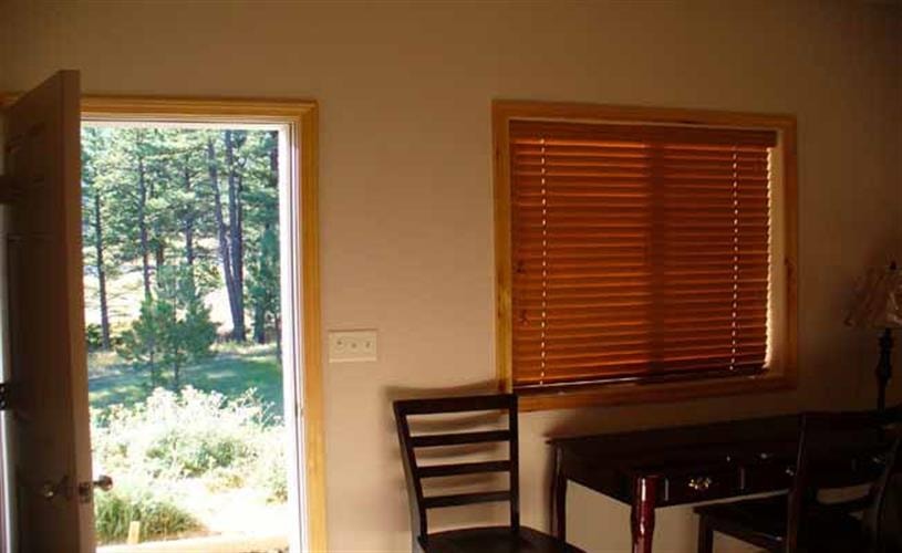 McDonough Outfitters: room