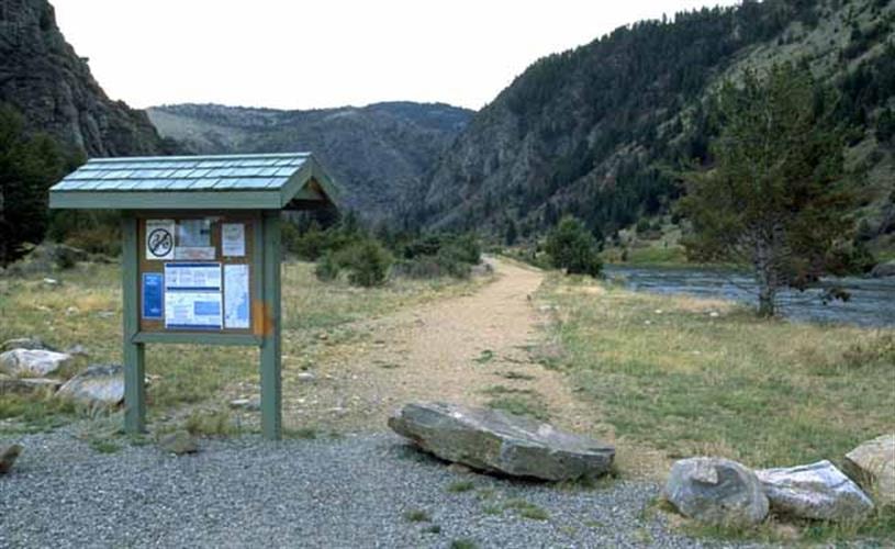 Bear Trap Canyon Wilderness: Bear Trap trailhead