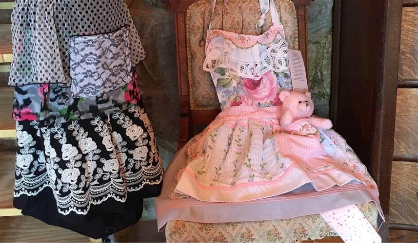 The Grande Yum Yum House: 