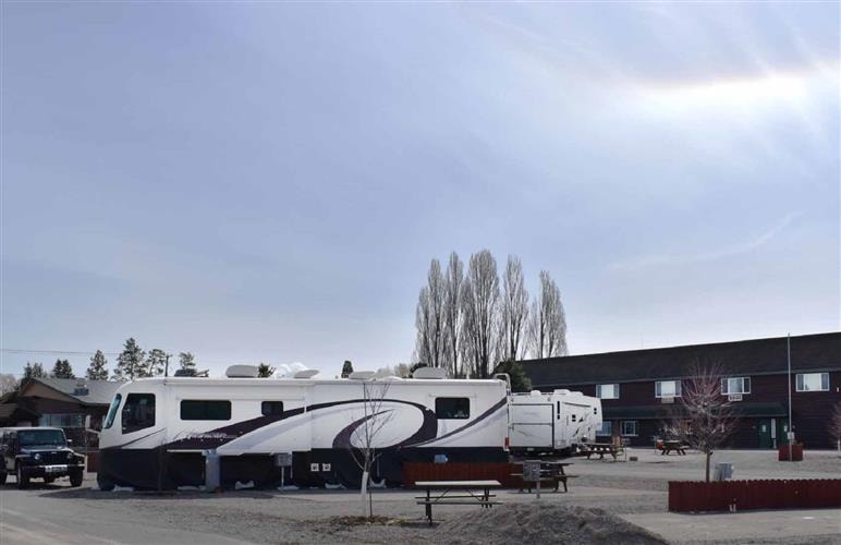 Edgewater RV Resort & Motel: 