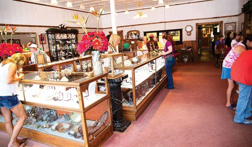 Sapphire Gallery, Inc.: 