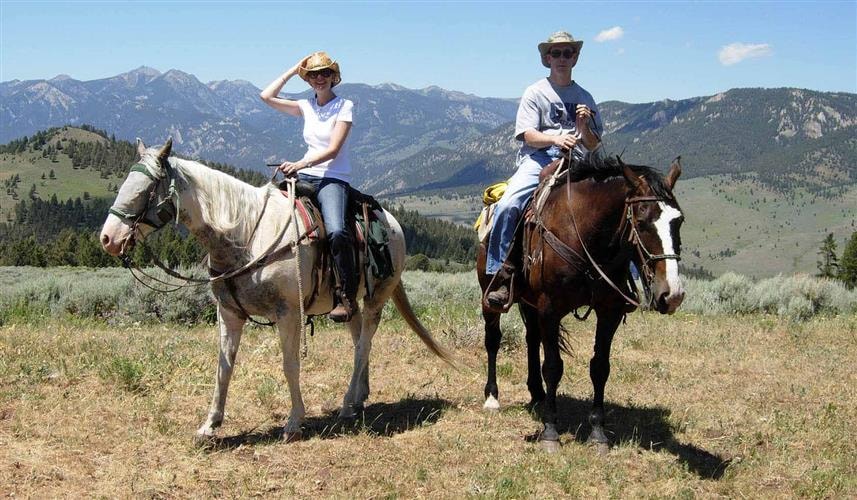 Summer Star Ranch Horseback Rides: 