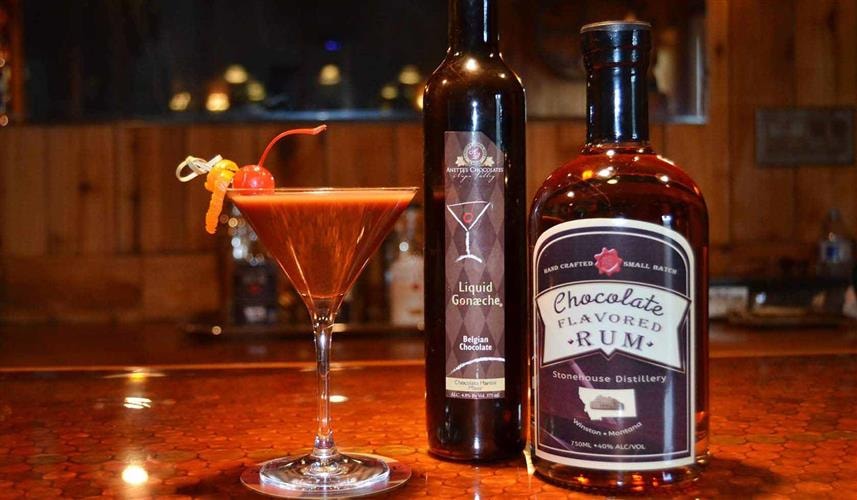 Stonehouse Distillery: 