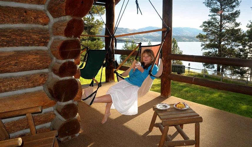 Canyon Ferry Lake Historic Cabin: 