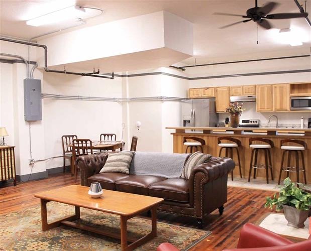 Old School Lofts: 