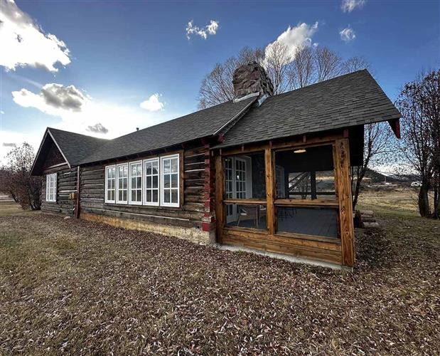 Wise River Club: 