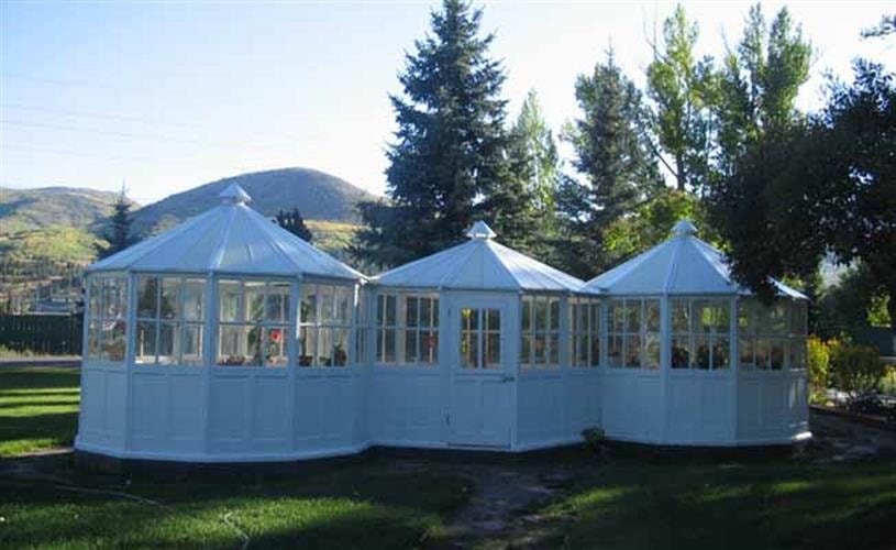 Washoe Park: Begonia greenhouses at Washoe Park