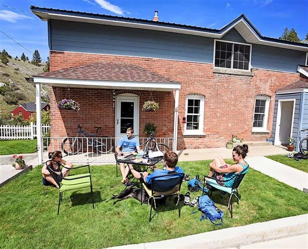The Bunkhouse Helena: 