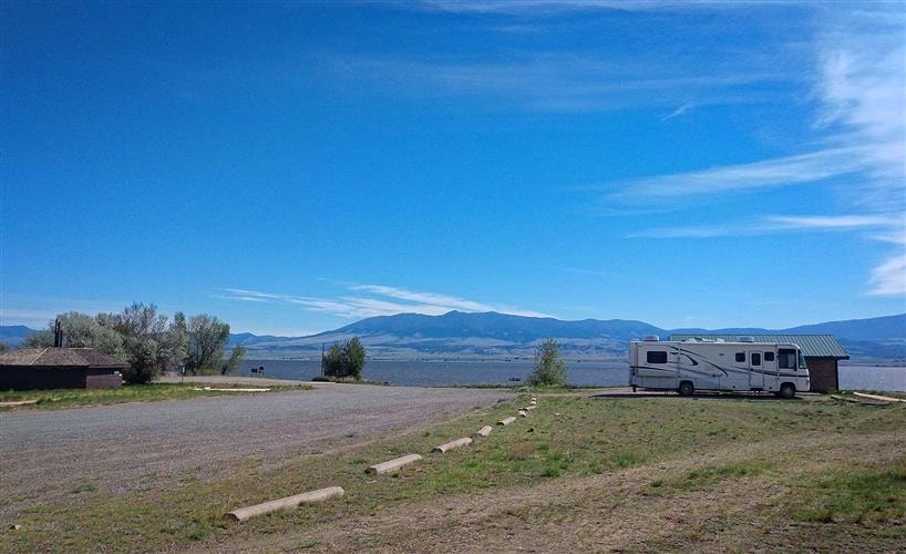 The Silos Marina & Campground: 