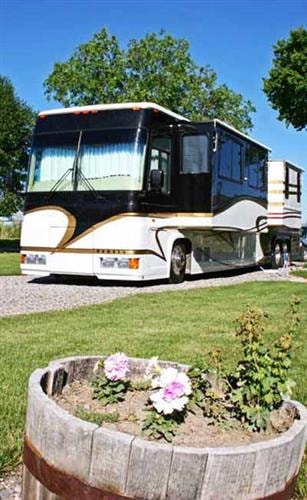 Southside RV Park: large sites