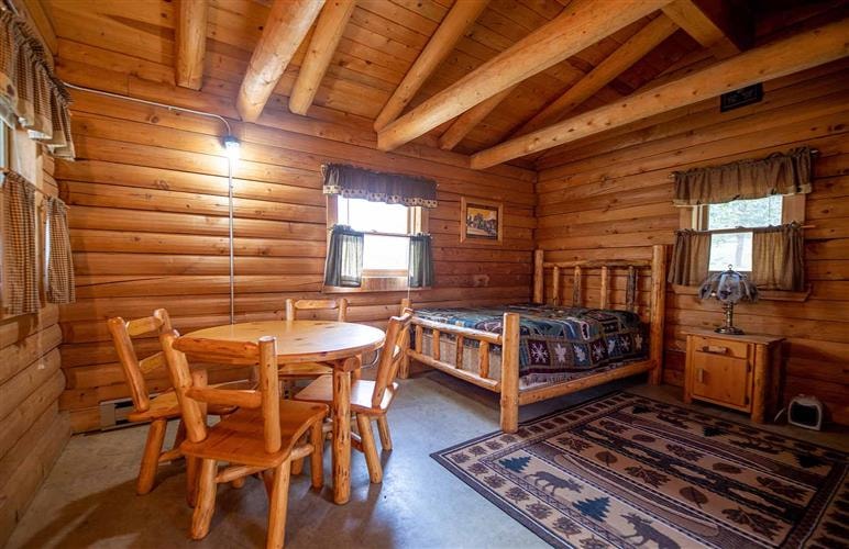 Cabins at Lewis & Clark Caverns State Park: 