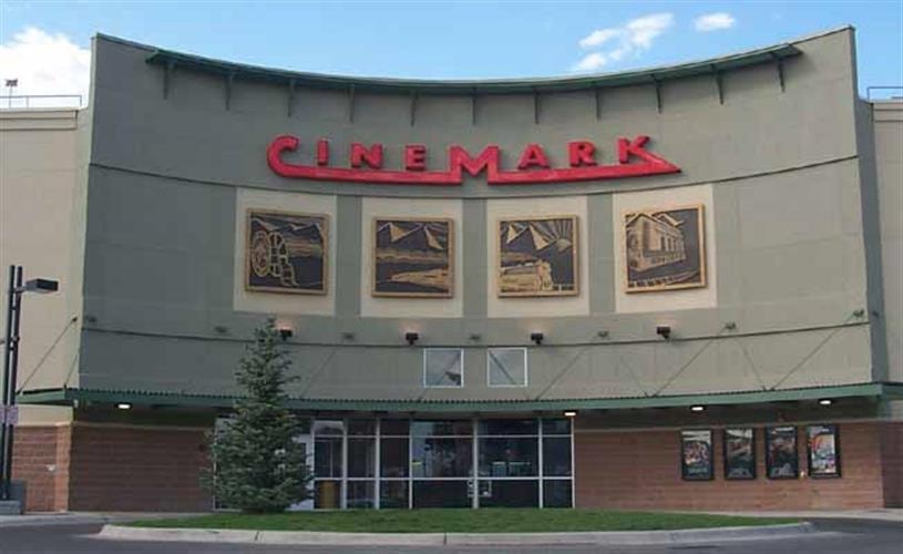 Cinemark 8 Theater: exterior