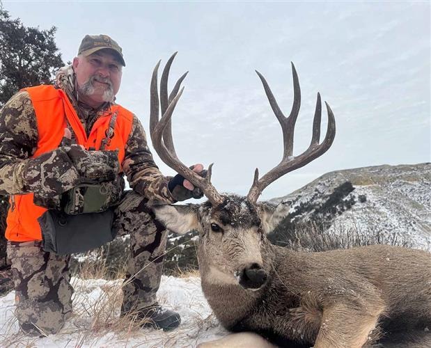 Mike Niles Outfitting: 