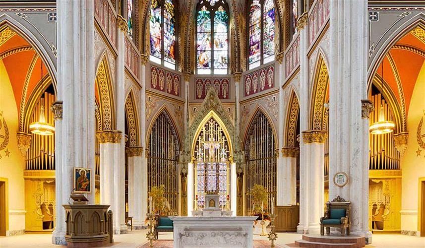 Cathedral of St. Helena: interior