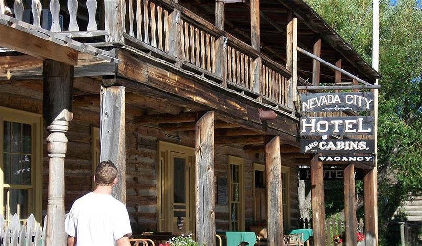 Nevada City: Nevada City Hotel